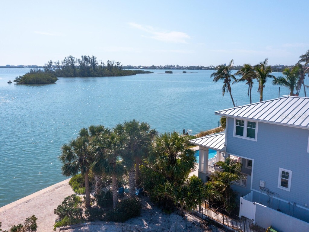 894 Freeling Drive Sarasota FL 34242 - ROBERTS BAY A4668843 image12