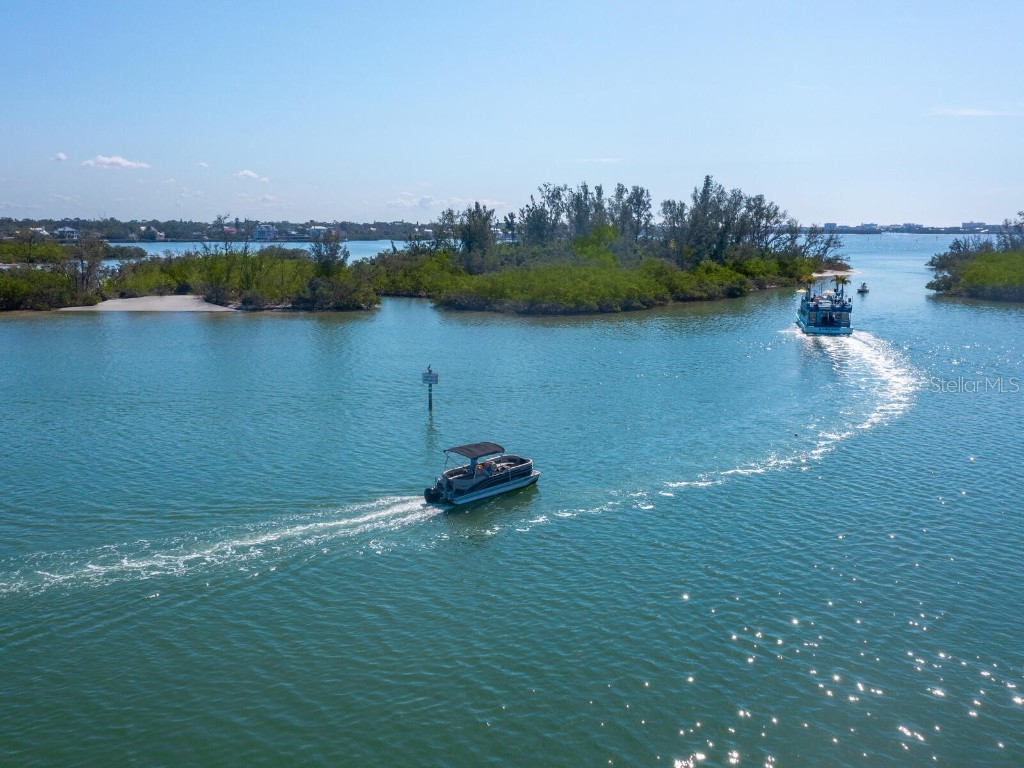 894 Freeling Drive Sarasota FL 34242 - ROBERTS BAY A4668843 image14