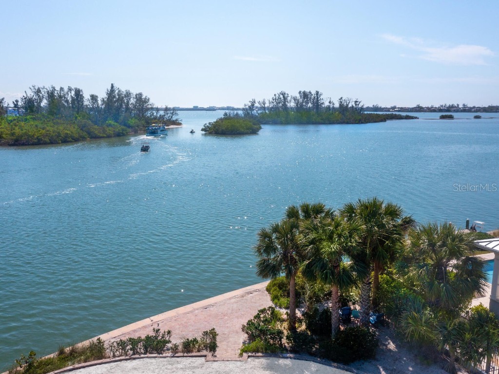 894 Freeling Drive Sarasota FL 34242 - ROBERTS BAY A4668843 image19