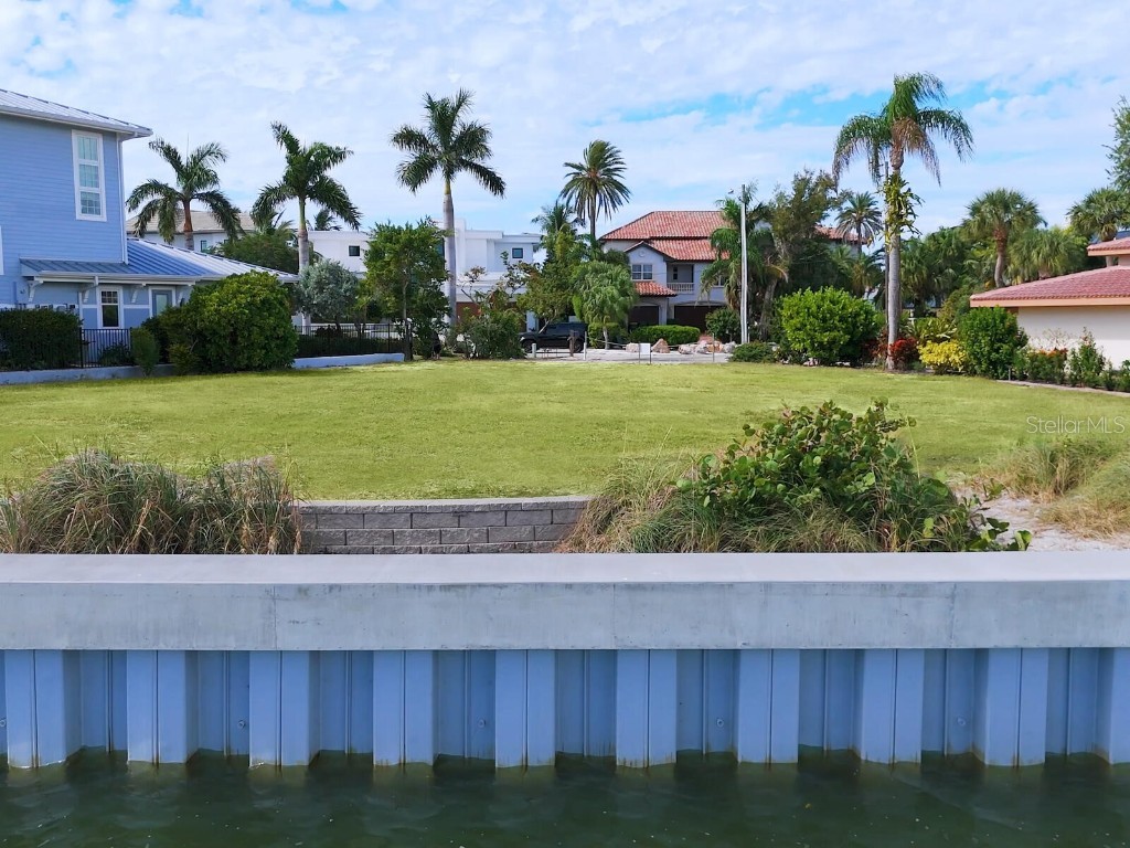 894 Freeling Drive Sarasota FL 34242 - ROBERTS BAY A4668843 image3