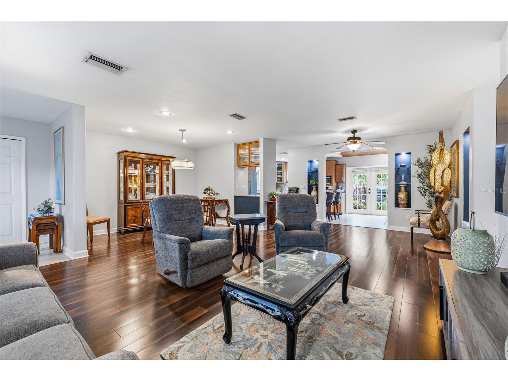894 Joan Street Dunedin FL 34698 TB8526239 image6