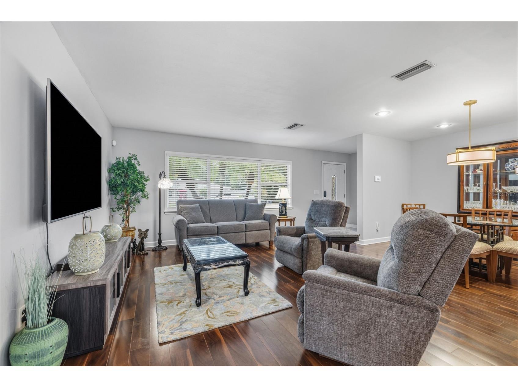 894 Joan Street Dunedin FL 34698 TB8526239 image7