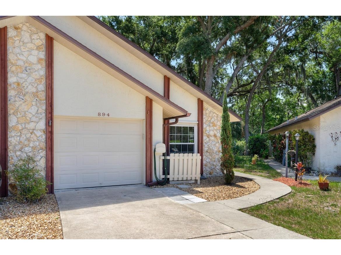 894 Stonybrook Circle Port Orange FL 32127 V4936696 image1