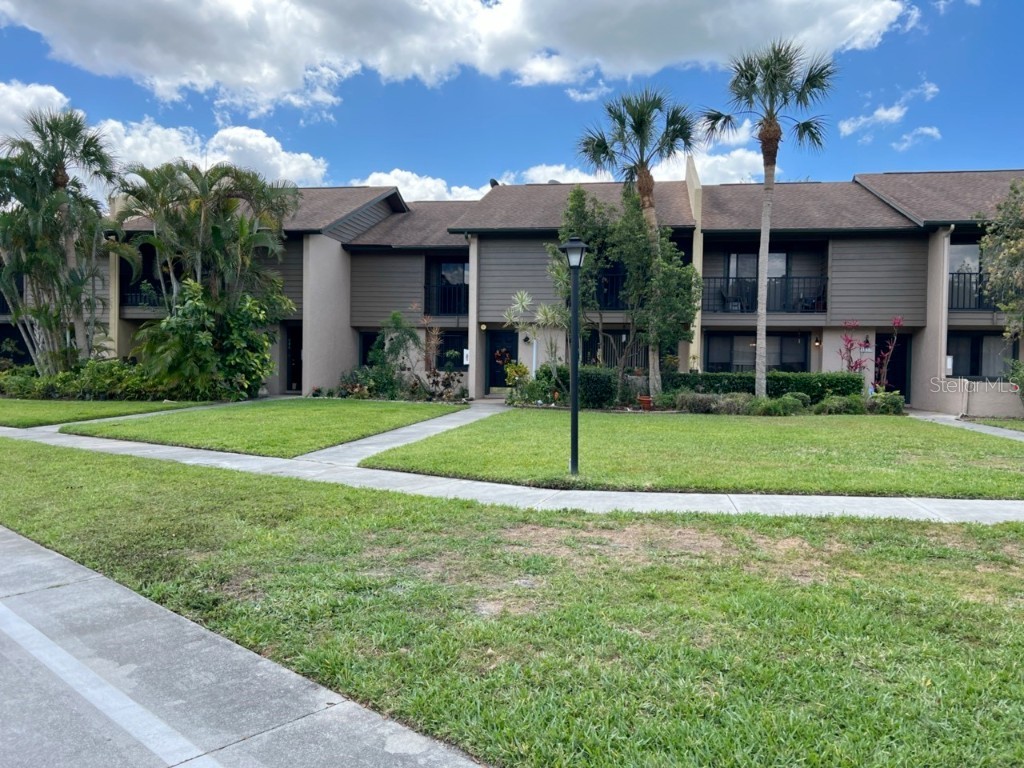 894 Sunridge Drive #894 Sarasota FL 34234 U8198158 image1