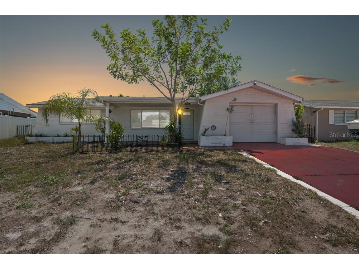 8941 Sterling Lane Port Richey FL 34668 W7855627 image1