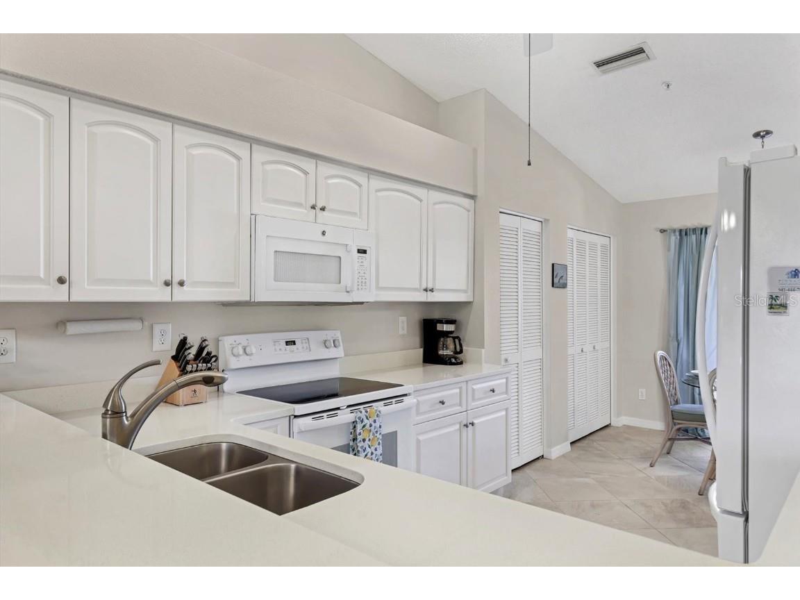 8941 Veranda Way #523 Sarasota FL 34238 A4666448 image17