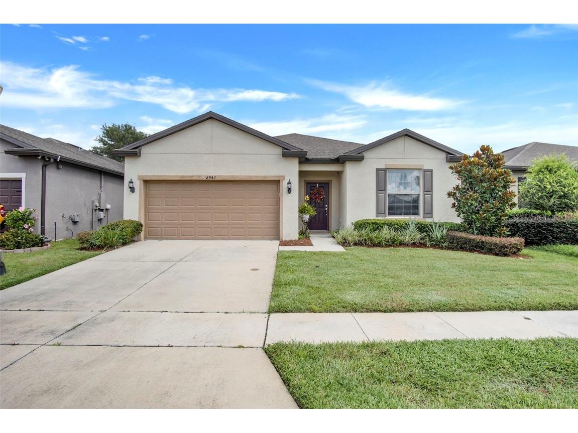 8942 Hinsdale Heights Drive Polk City FL 33868 O6130837 image1