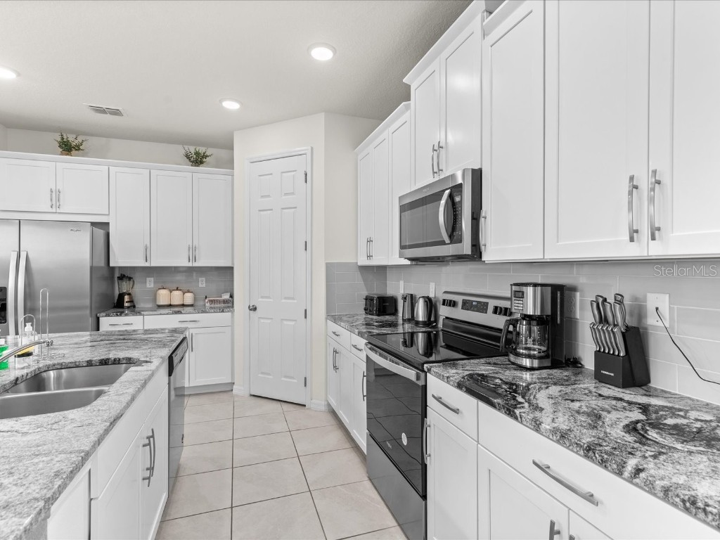 8943 Coconut Breeze Drive Kissimmee FL 34747 O6307340 image10