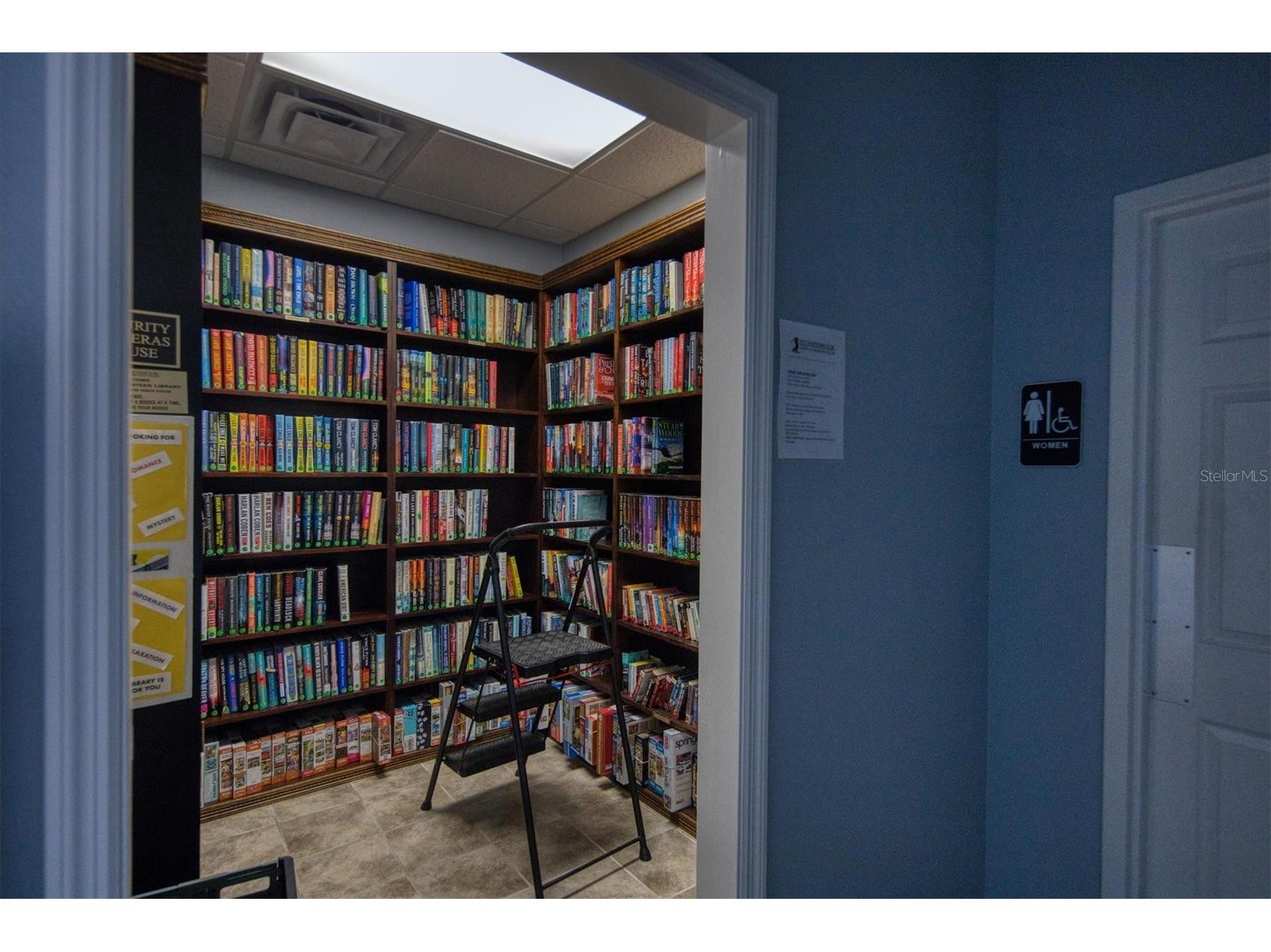 8945 Olde Hickory Avenue Sarasota FL 34238 A4671965 image57