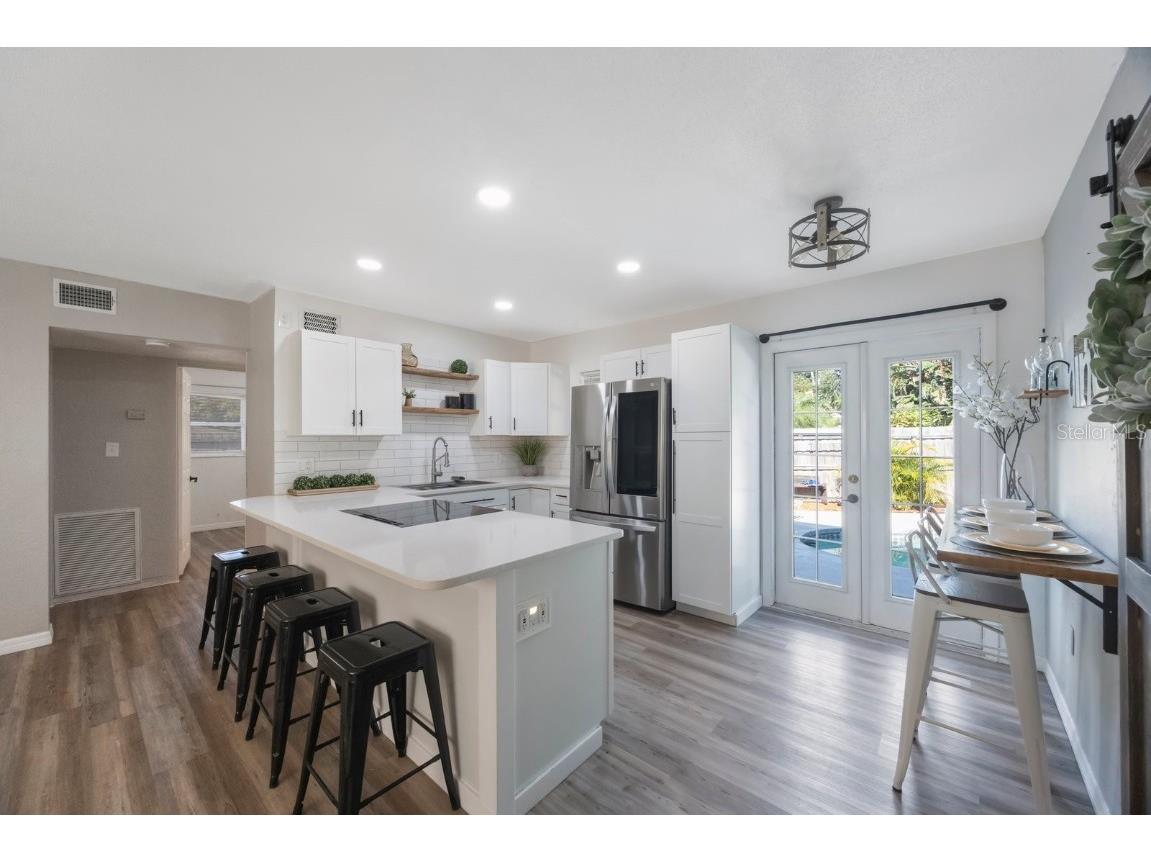 8946 93rd Street Seminole FL 33777 TB8429734 image10