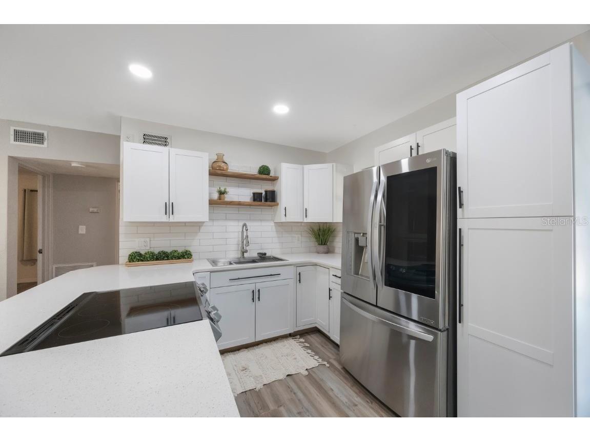 8946 93rd Street Seminole FL 33777 TB8429734 image15