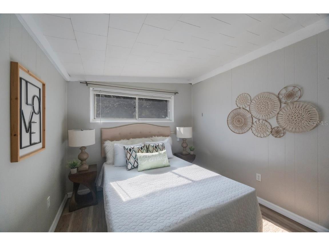 8946 93rd Street Seminole FL 33777 TB8429734 image21