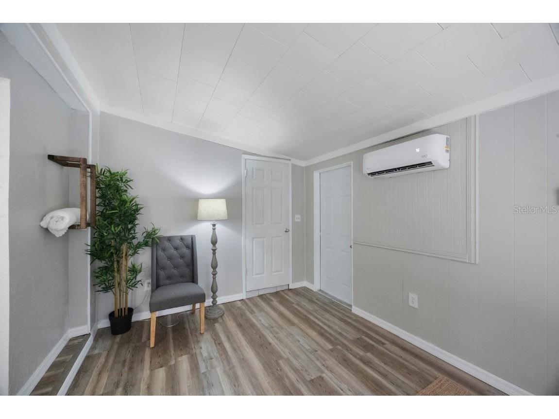 8946 93rd Street Seminole FL 33777 TB8429734 image22