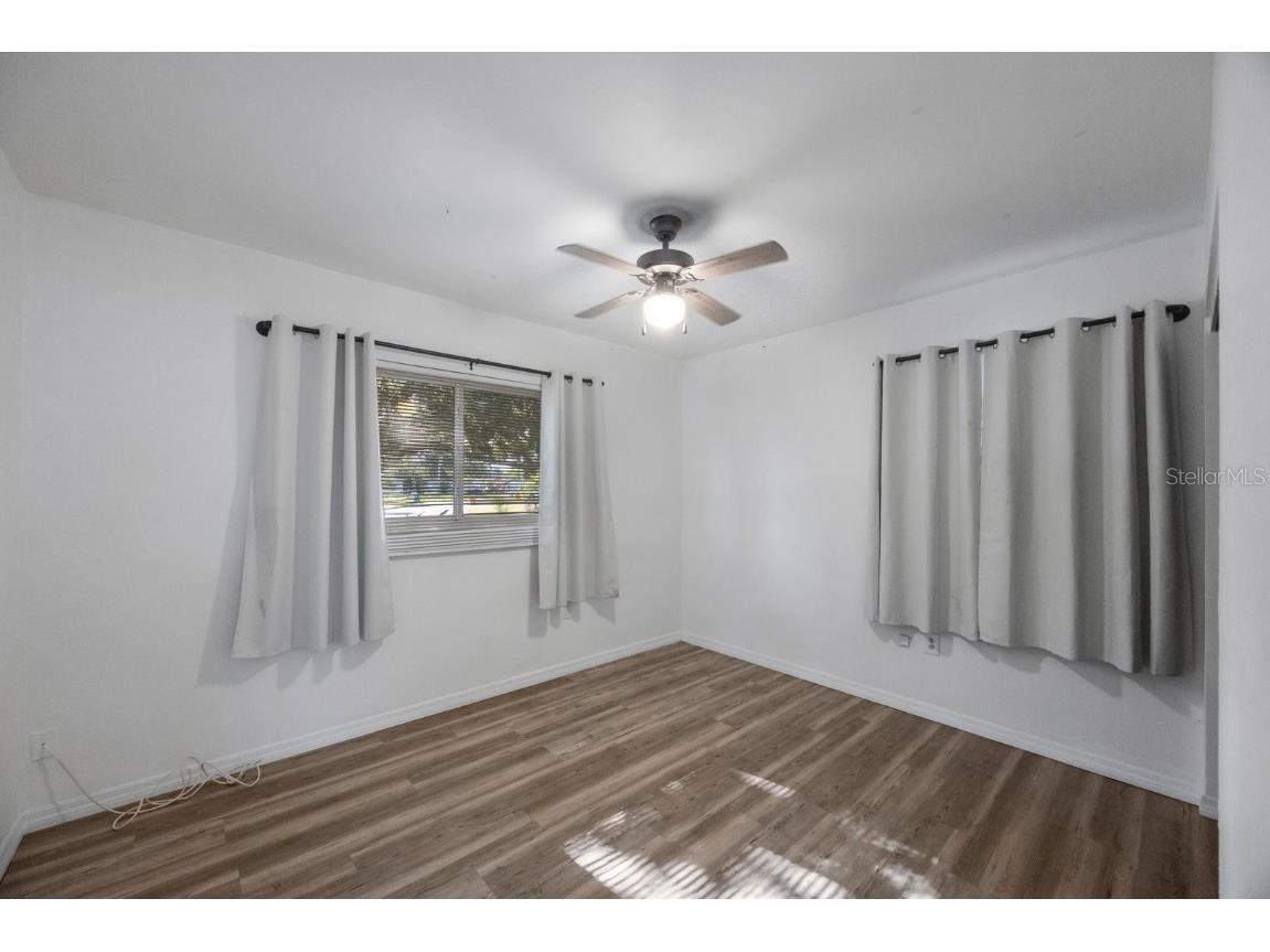 8946 93rd Street Seminole FL 33777 TB8429734 image25