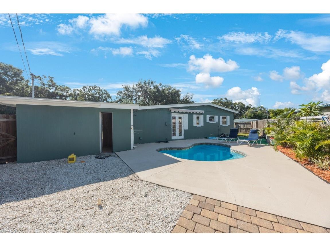 8946 93rd Street Seminole FL 33777 TB8429734 image35