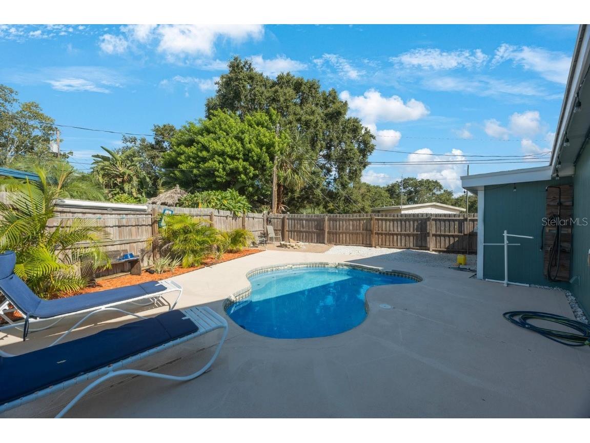 8946 93rd Street Seminole FL 33777 TB8429734 image38