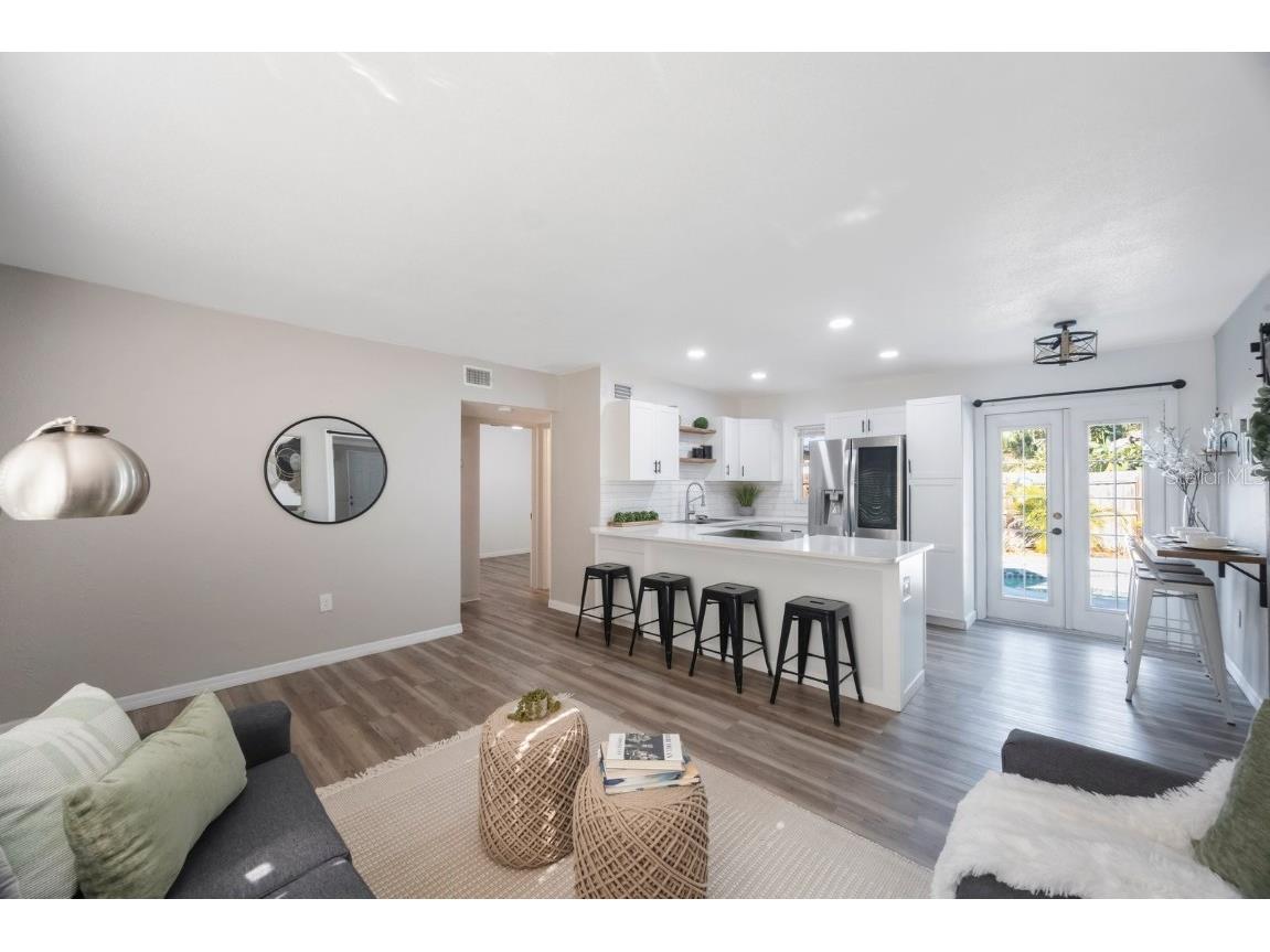 8946 93rd Street Seminole FL 33777 TB8429734 image9