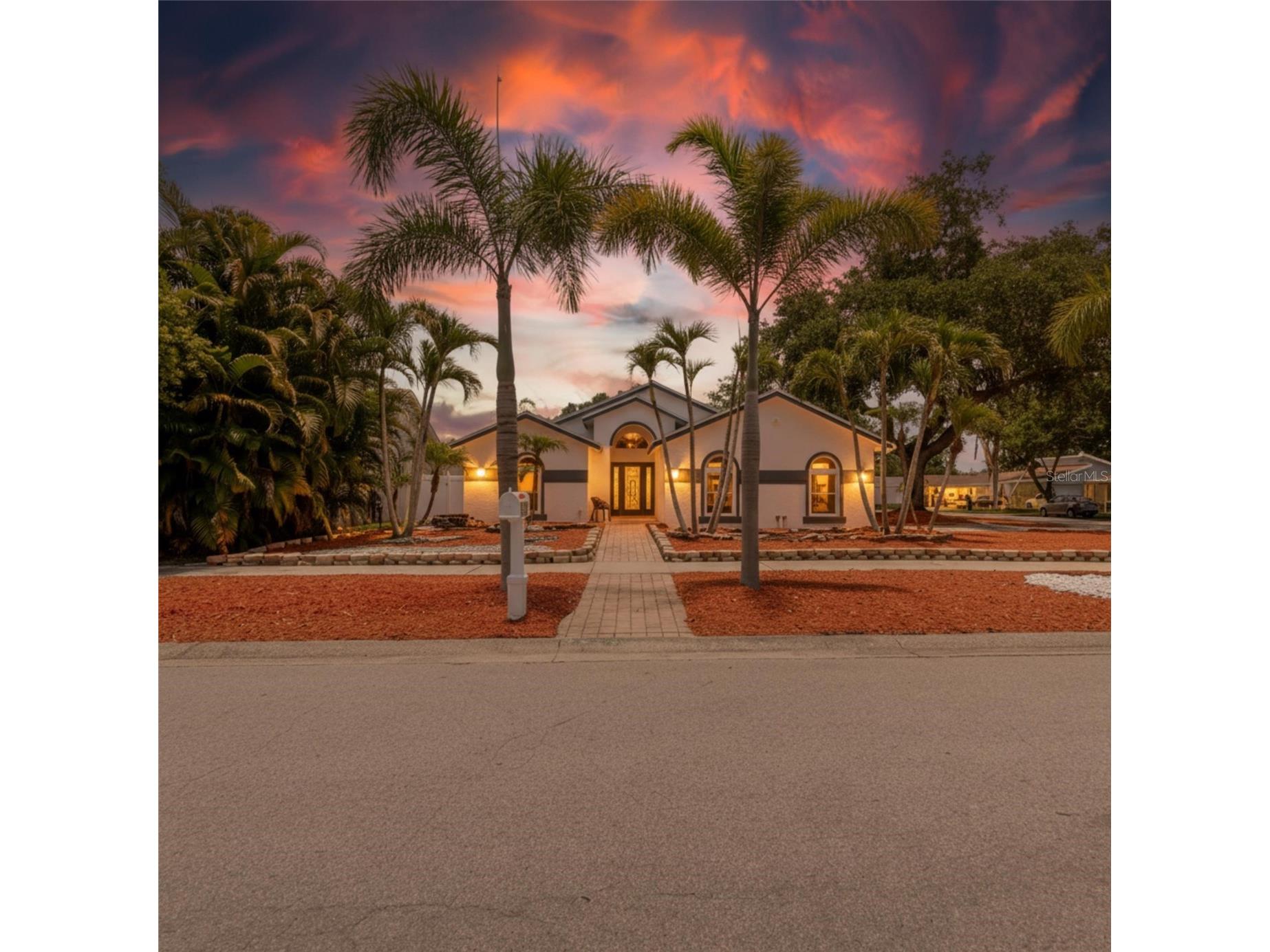 8949 106th Avenue N Seminole FL 33777 TB8513400 image1