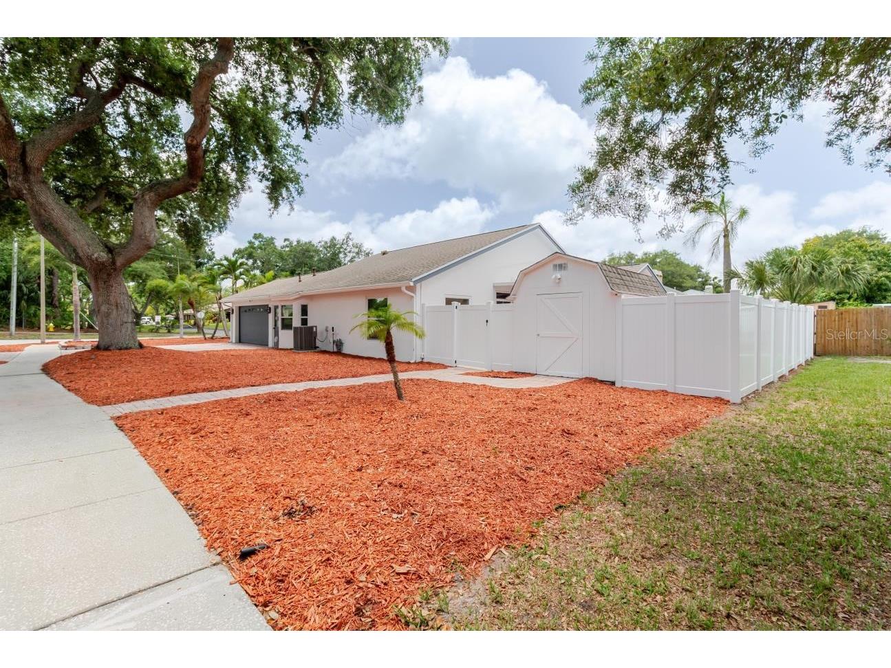 8949 106th Avenue N Seminole FL 33777 TB8513400 image5