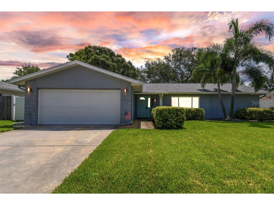8949 124th St Seminole FL 33772 U8205333 image1