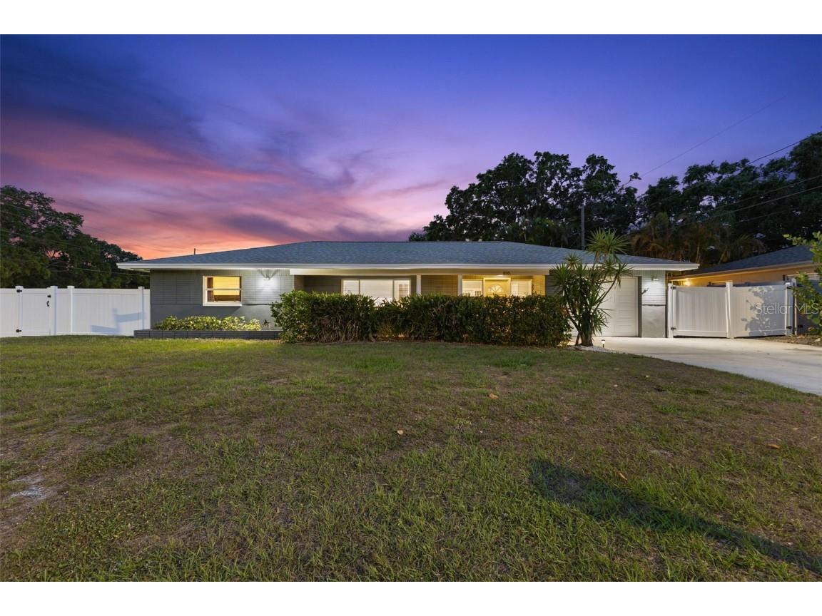 895 Joan Street Dunedin FL 34698 TB8384708 image1