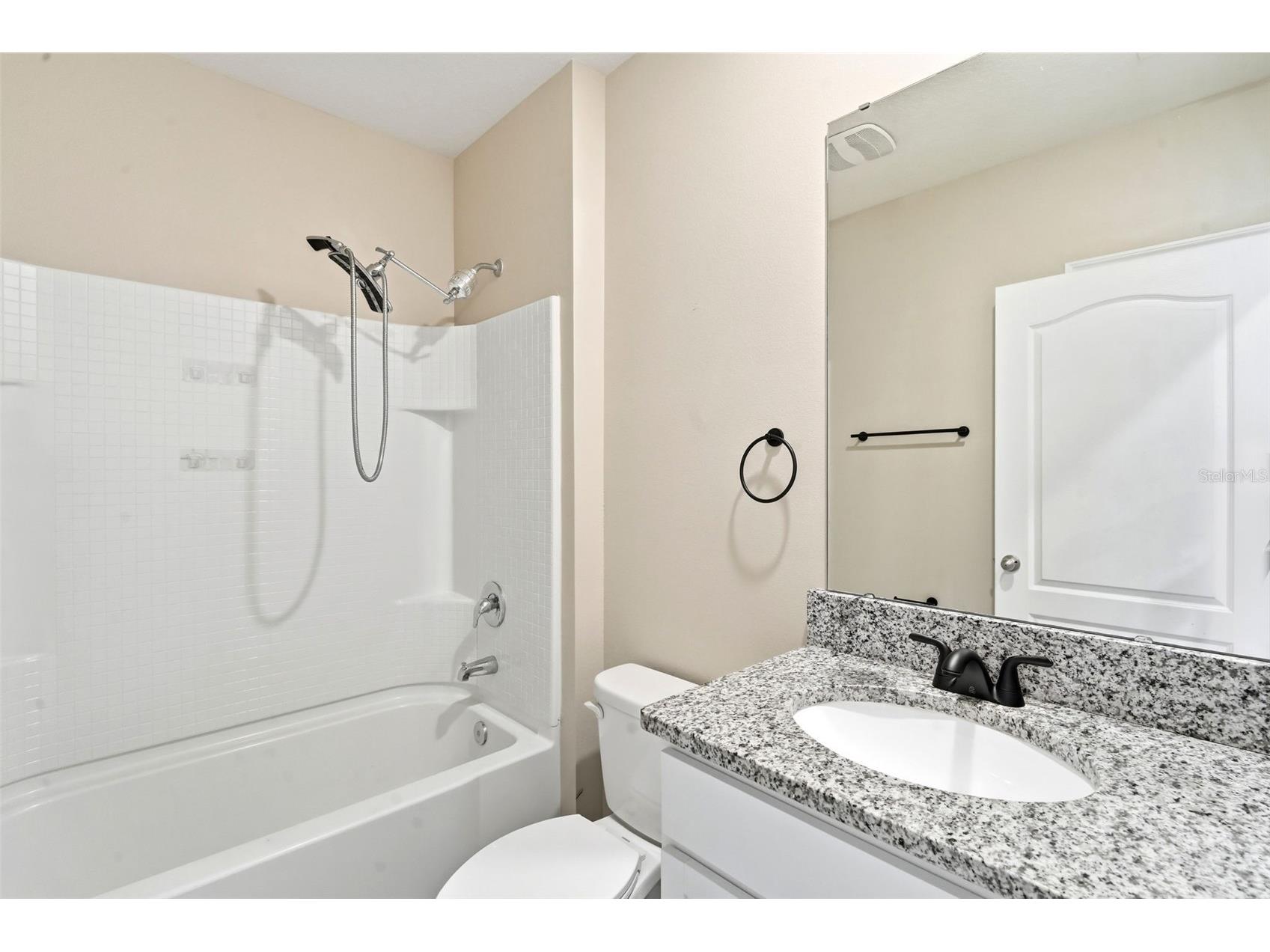 895 Lazio Circle Debary FL 32713 V4950312 image18