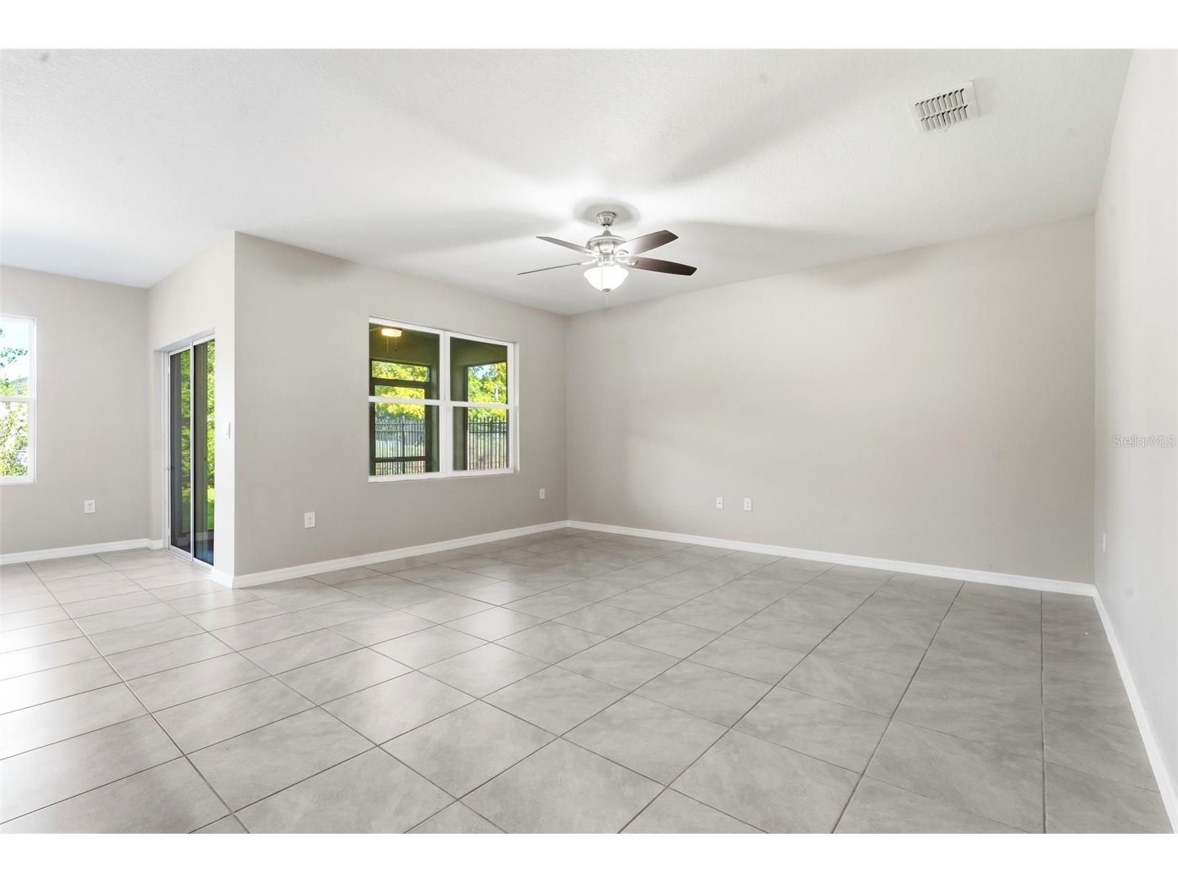 895 Lazio Circle Debary FL 32713 V4950312 image7