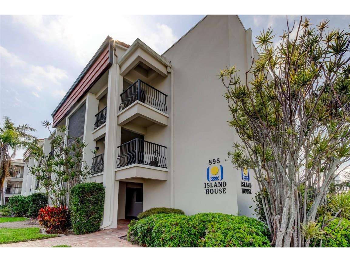 895 S Gulfview Boulevard #309 Clearwater Beach FL 33767 TB8365462 image1