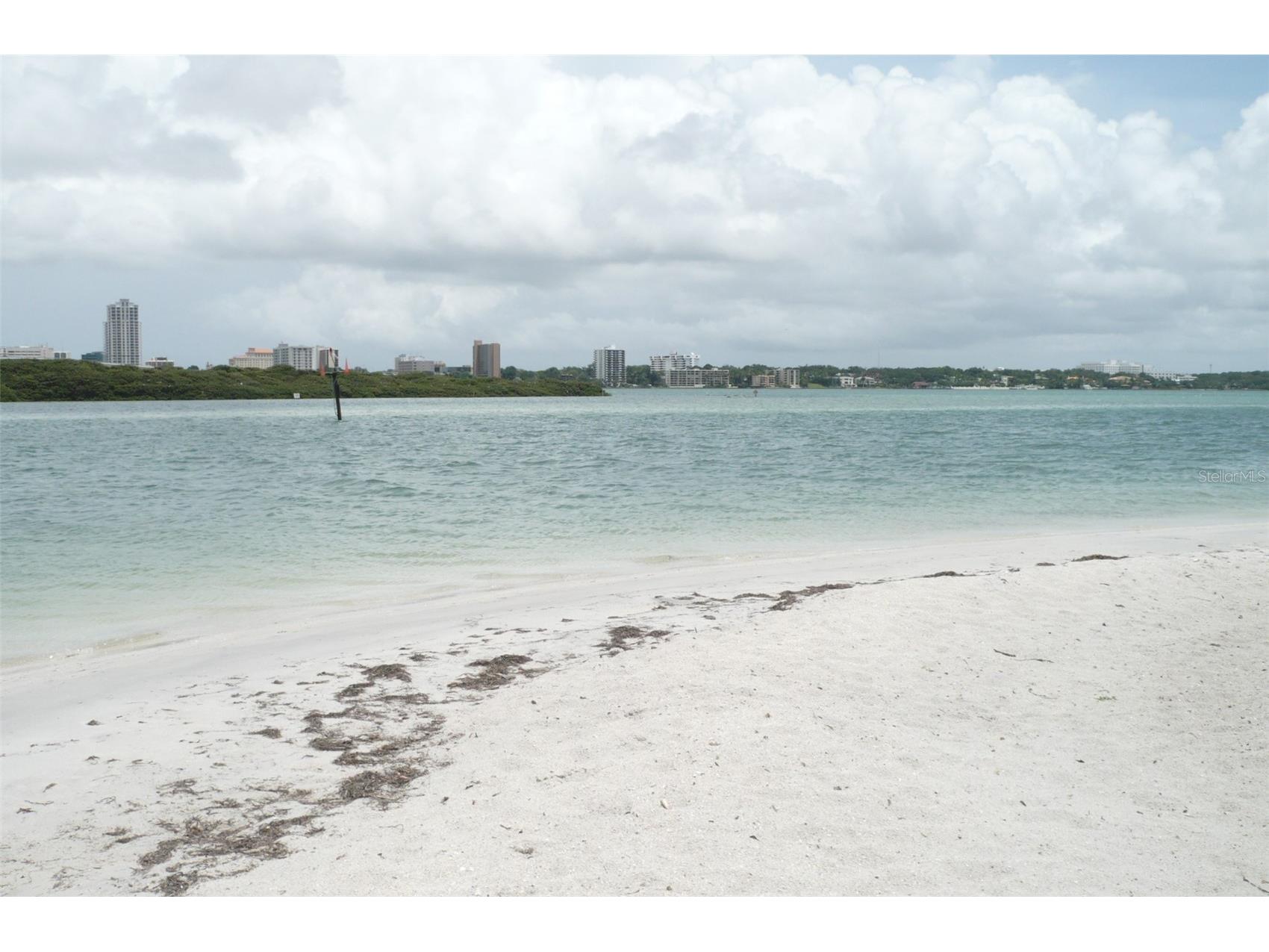 895 S Gulfview Boulevard #202 Clearwater FL 33767 U8211312 image13