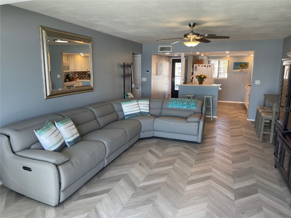 895 S Gulfview Boulevard #203 Clearwater Beach FL 33767 U7700896 image21