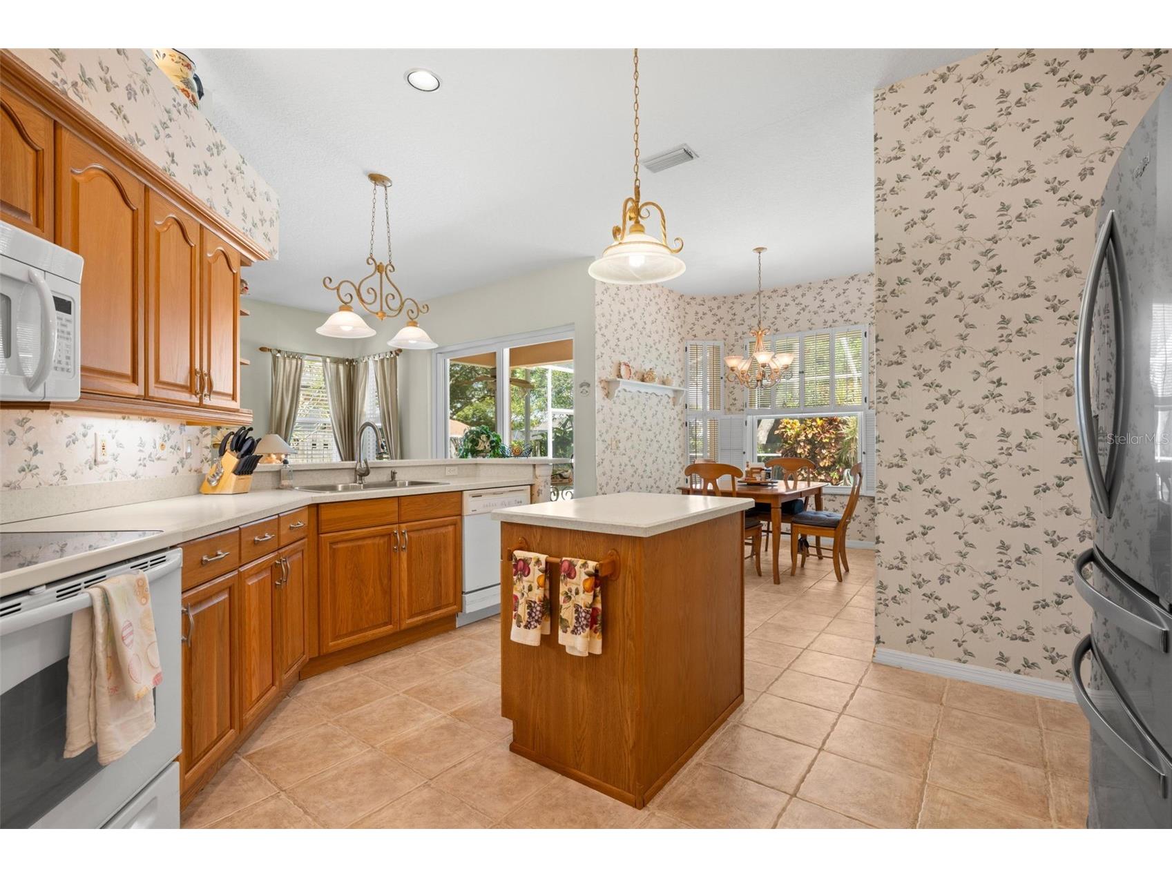 895 Whippoorwill Drive Palm Harbor FL 34683 TB8519078 image17