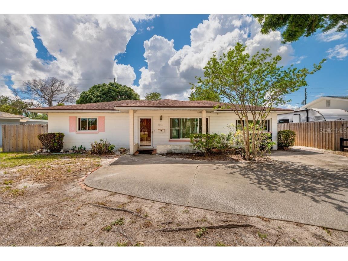 8950 3rd Street N Saint Petersburg FL 33702 TB8316884 image1