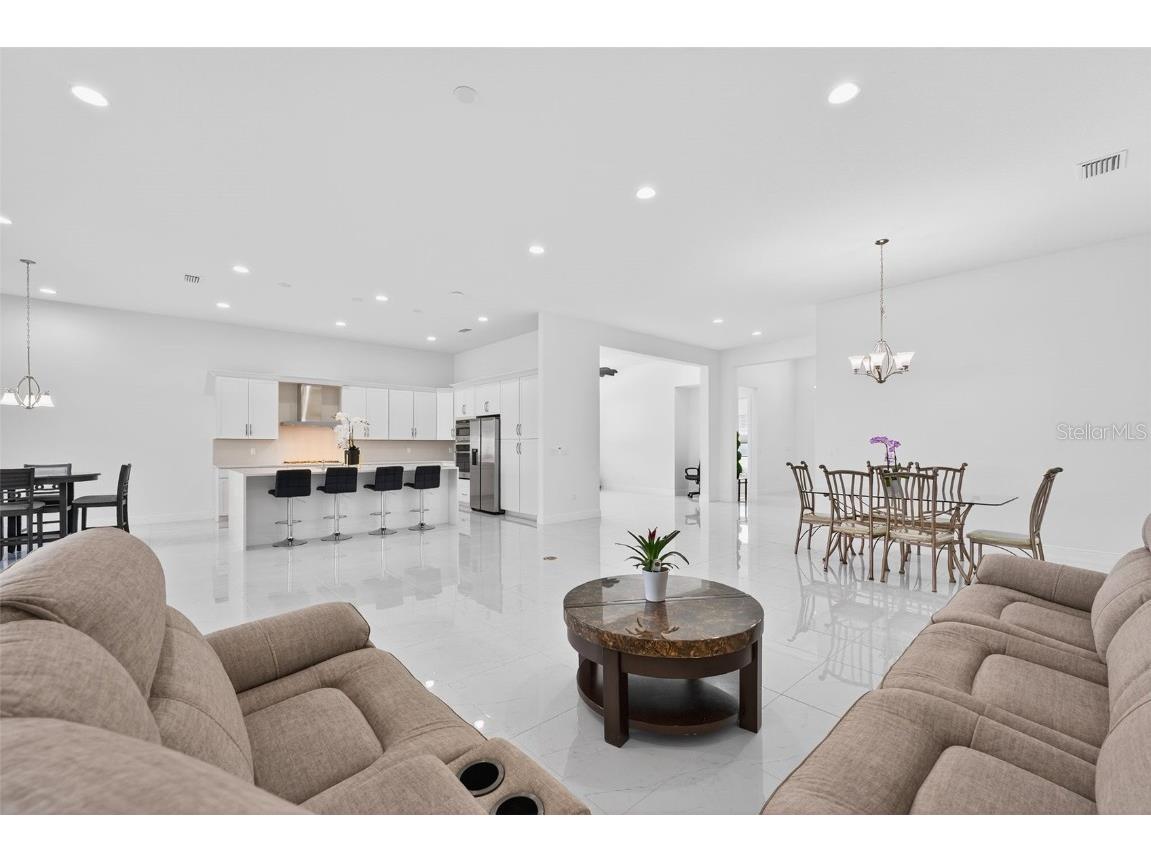 8950 Baroque Terrace Sarasota FL 34240 A4667172 image11