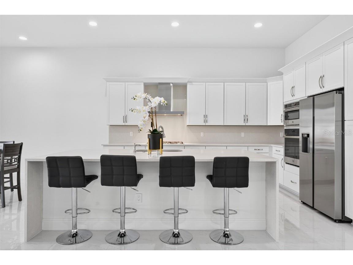 8950 Baroque Terrace Sarasota FL 34240 A4667172 image14