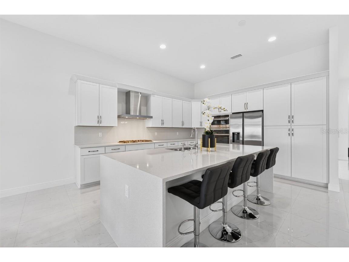 8950 Baroque Terrace Sarasota FL 34240 A4667172 image19