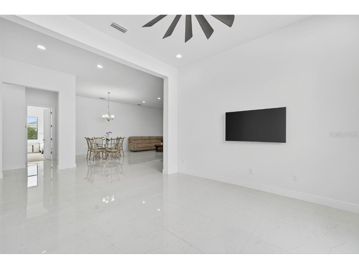 8950 Baroque Terrace Sarasota FL 34240 A4667172 image26