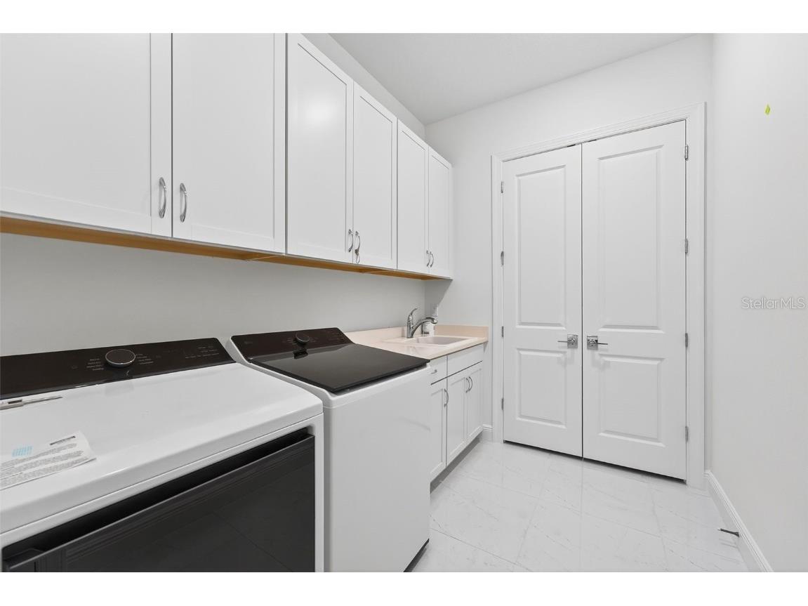 8950 Baroque Terrace Sarasota FL 34240 A4667172 image28