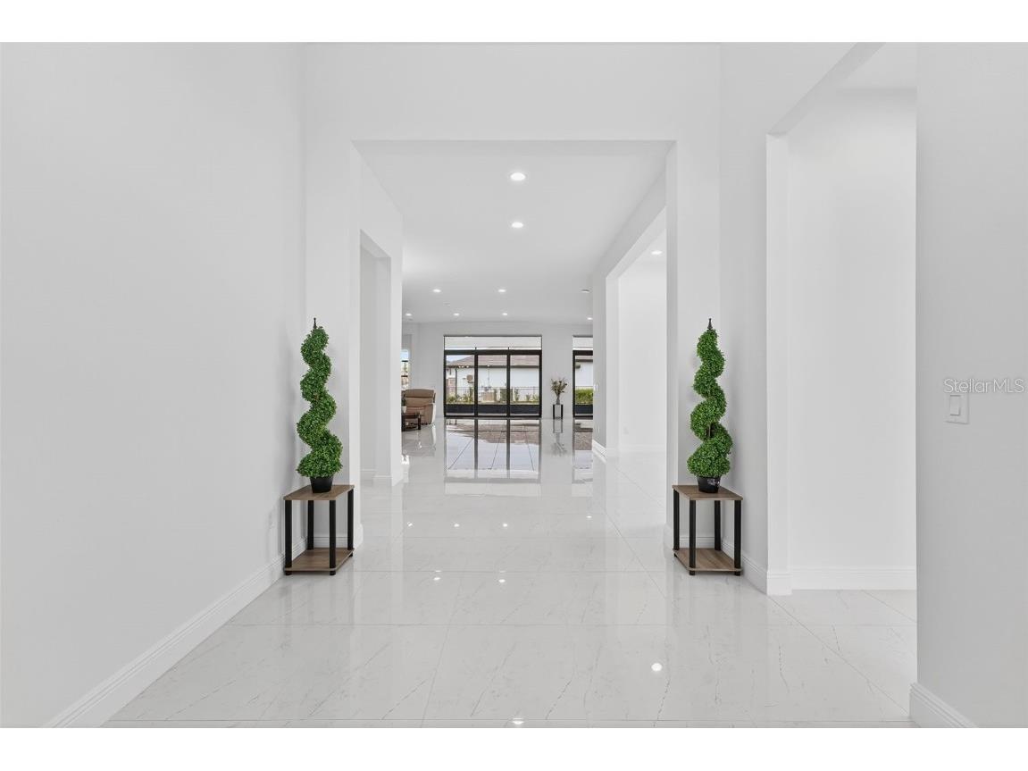 8950 Baroque Terrace Sarasota FL 34240 A4667172 image5