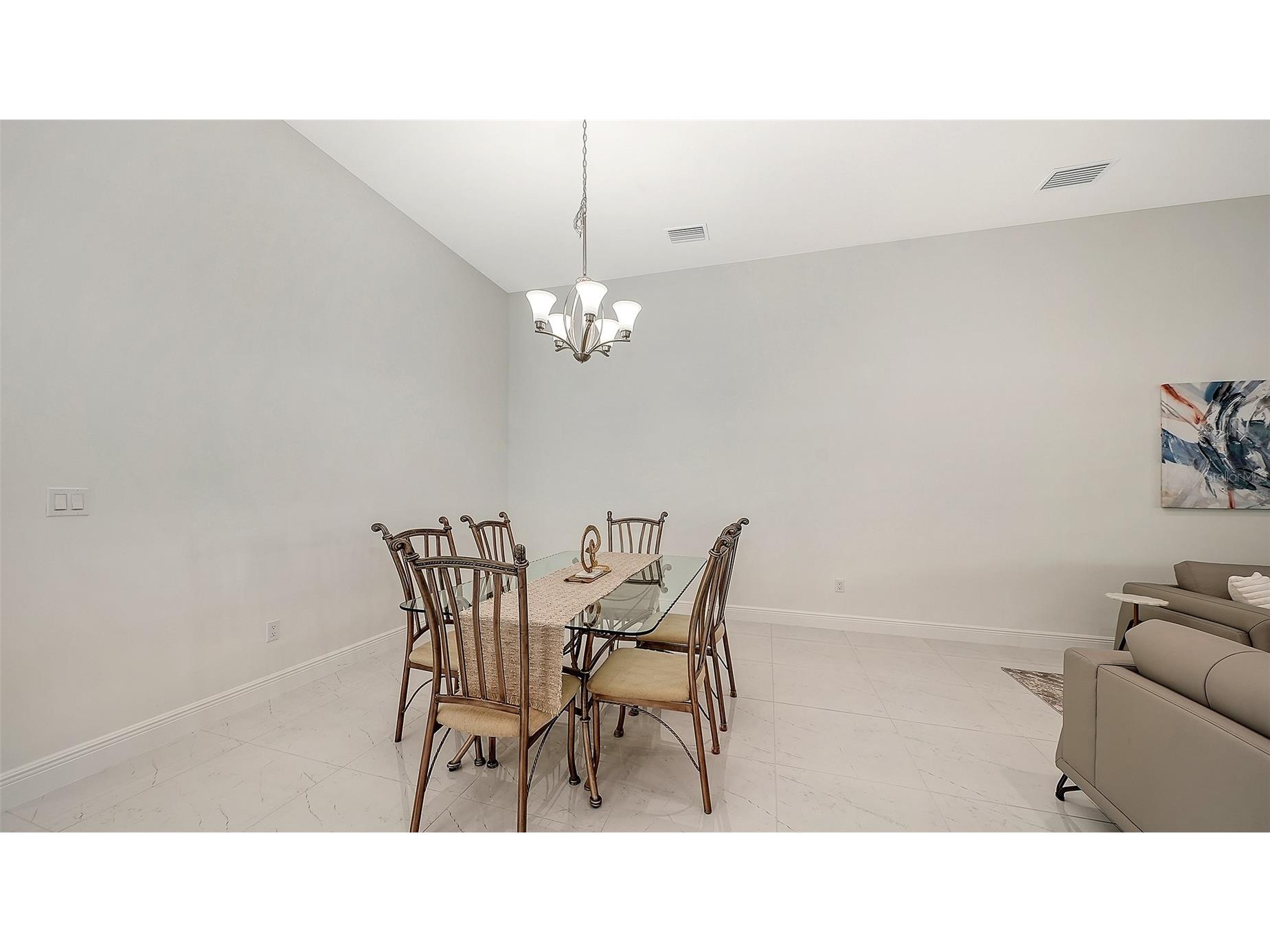 8950 Baroque Terrace Sarasota FL 34240 A4687146 image11