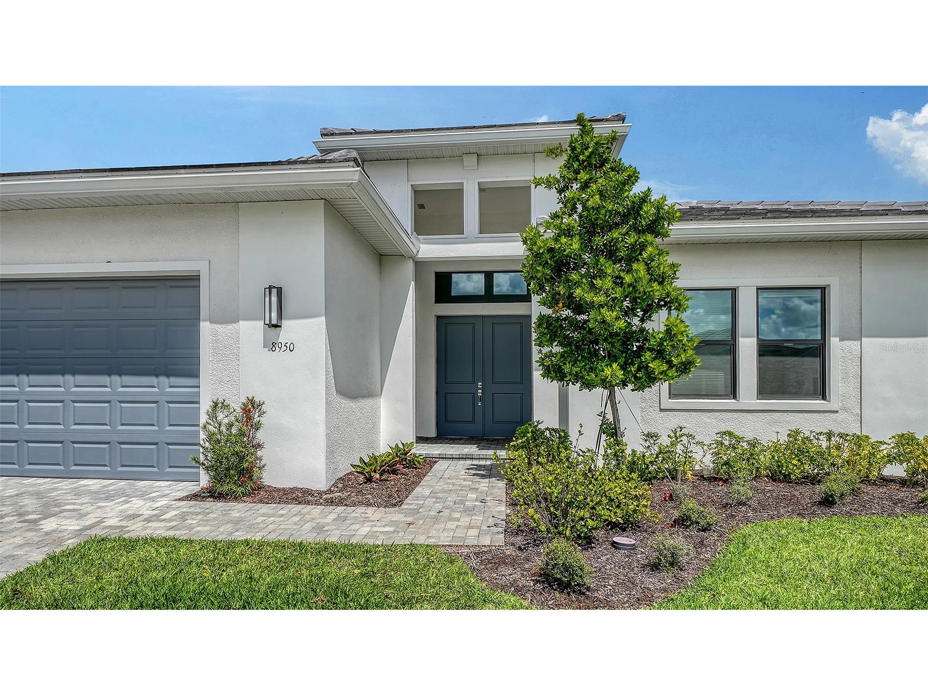 8950 Baroque Terrace Sarasota FL 34240 A4687146 image2