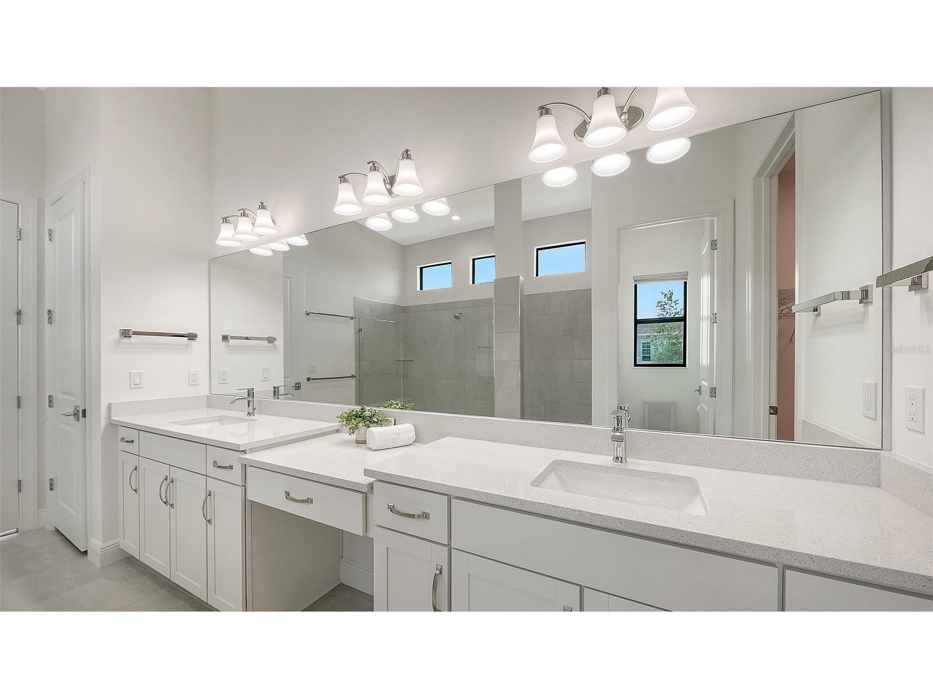 8950 Baroque Terrace Sarasota FL 34240 A4687146 image26