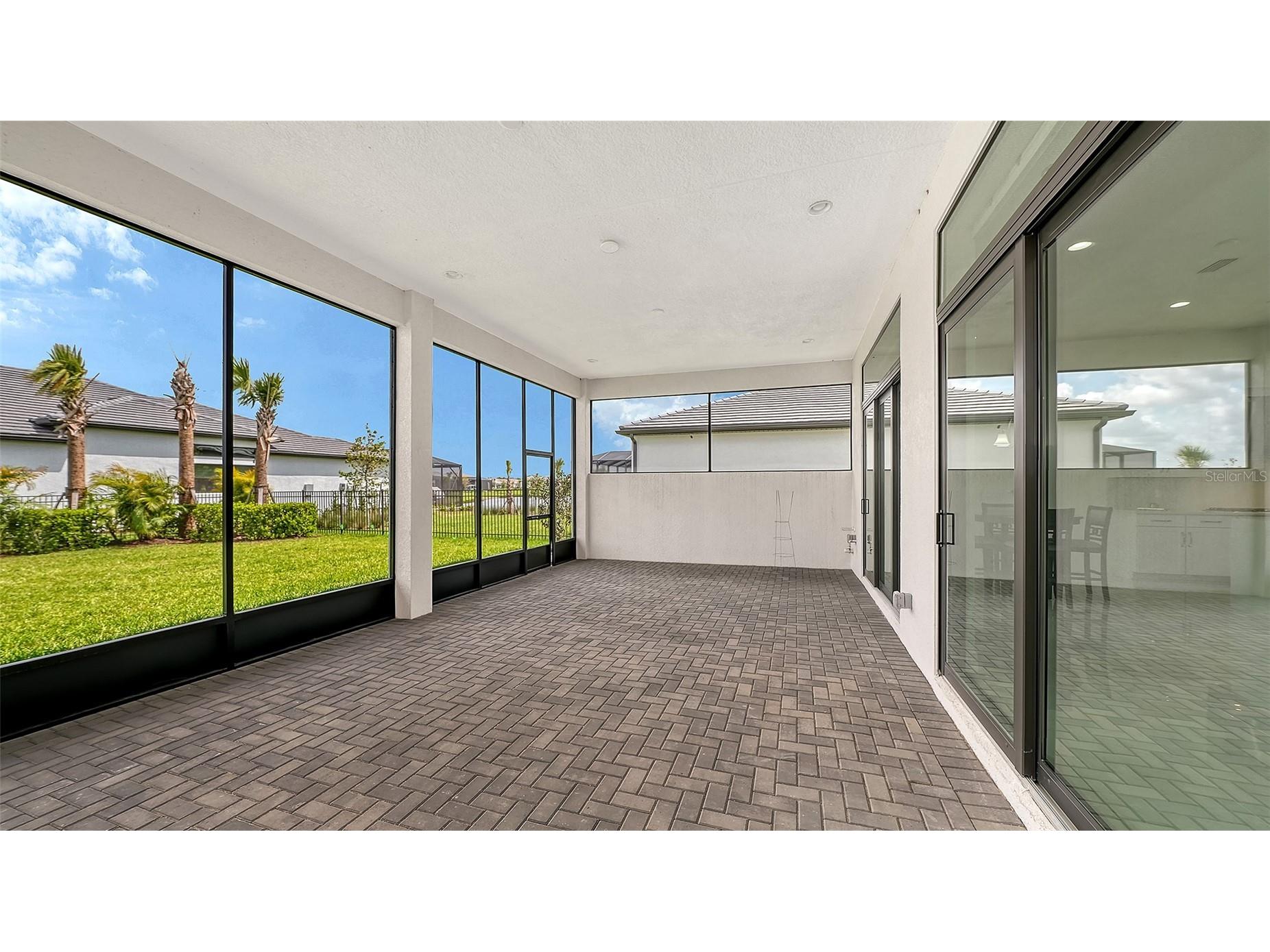 8950 Baroque Terrace Sarasota FL 34240 A4687146 image36