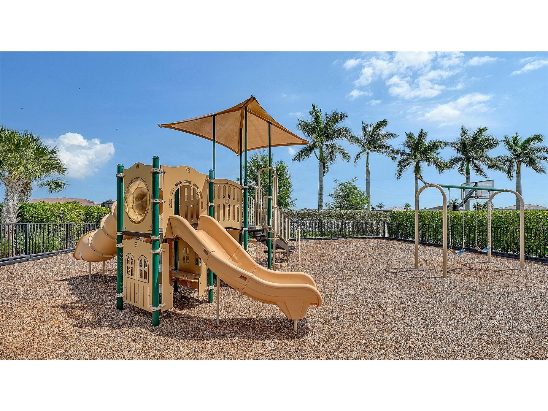 8950 Baroque Terrace Sarasota FL 34240 A4687146 image52
