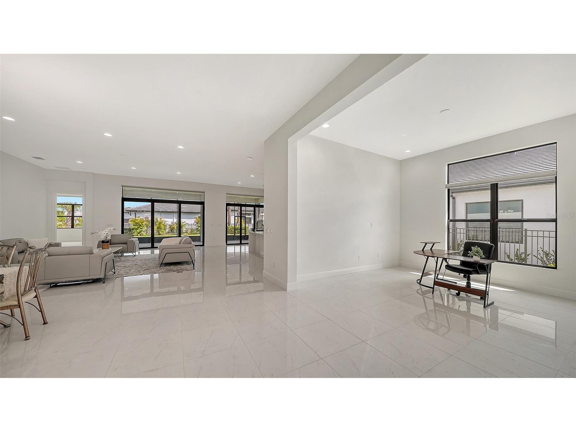 8950 Baroque Terrace Sarasota FL 34240 A4687146 image8