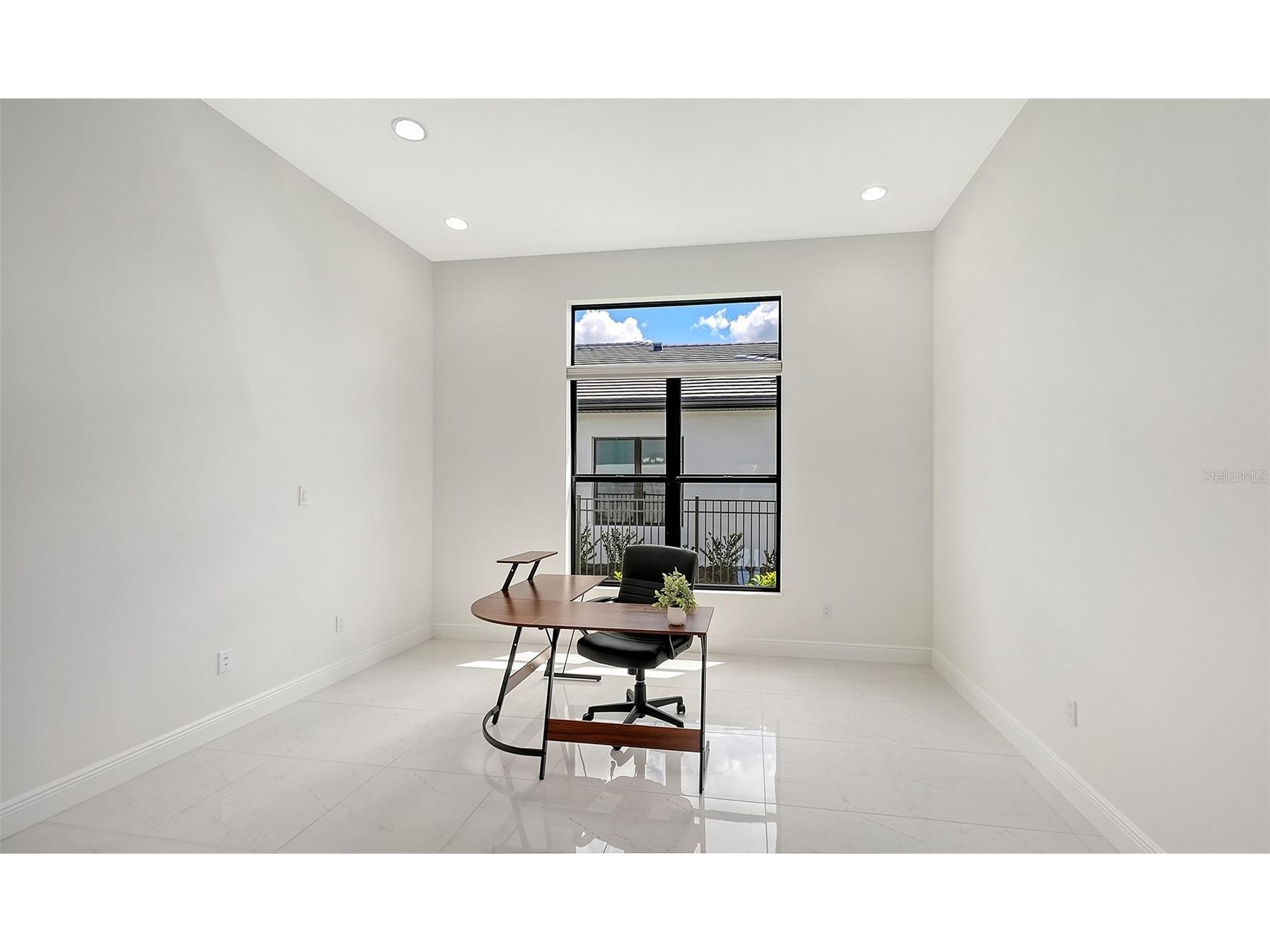 8950 Baroque Terrace Sarasota FL 34240 A4687146 image9