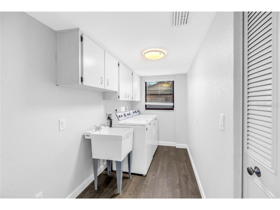 8950 Baywood Park Drive Seminole FL 33777 - BAYWOOD PARK LAKE TB8422899 image17