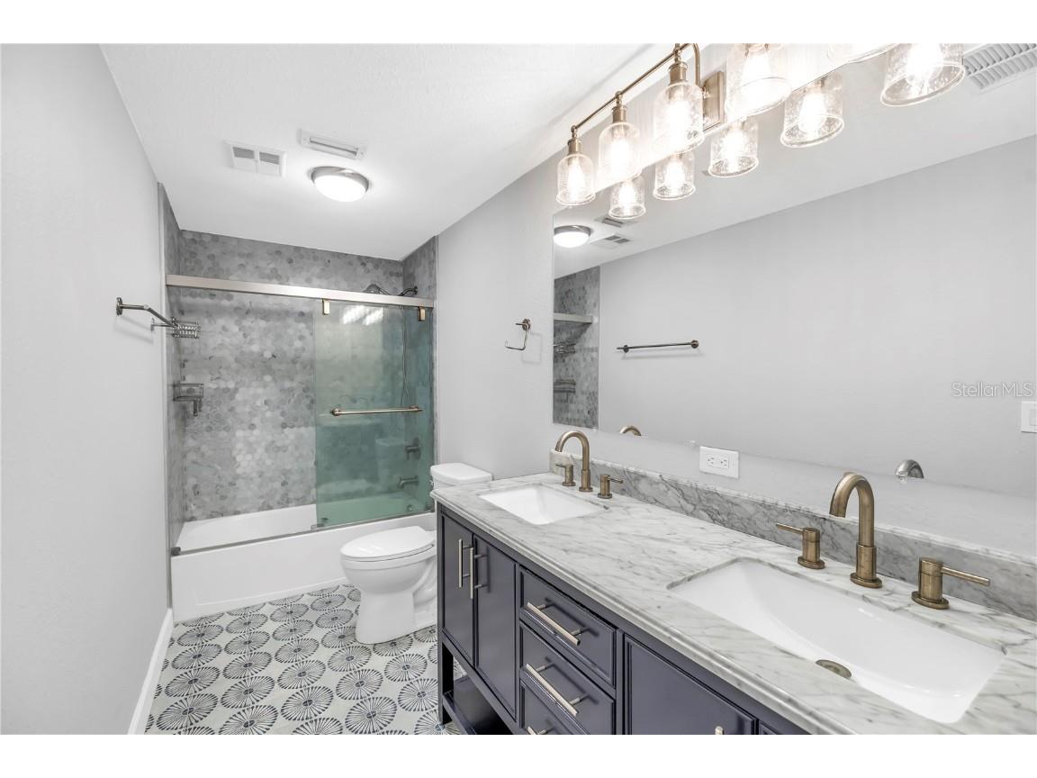 8950 Baywood Park Drive Seminole FL 33777 - BAYWOOD PARK LAKE TB8422899 image28