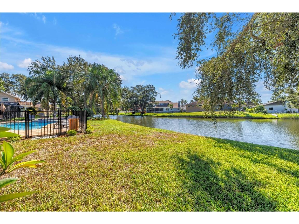 8950 Baywood Park Drive Seminole FL 33777 - BAYWOOD PARK LAKE TB8422899 image39