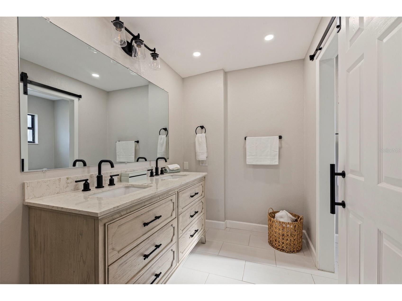 8950 Baywood Park Drive Seminole FL 33777 - BAYWOOD PARK LAKE TB8475172 image28