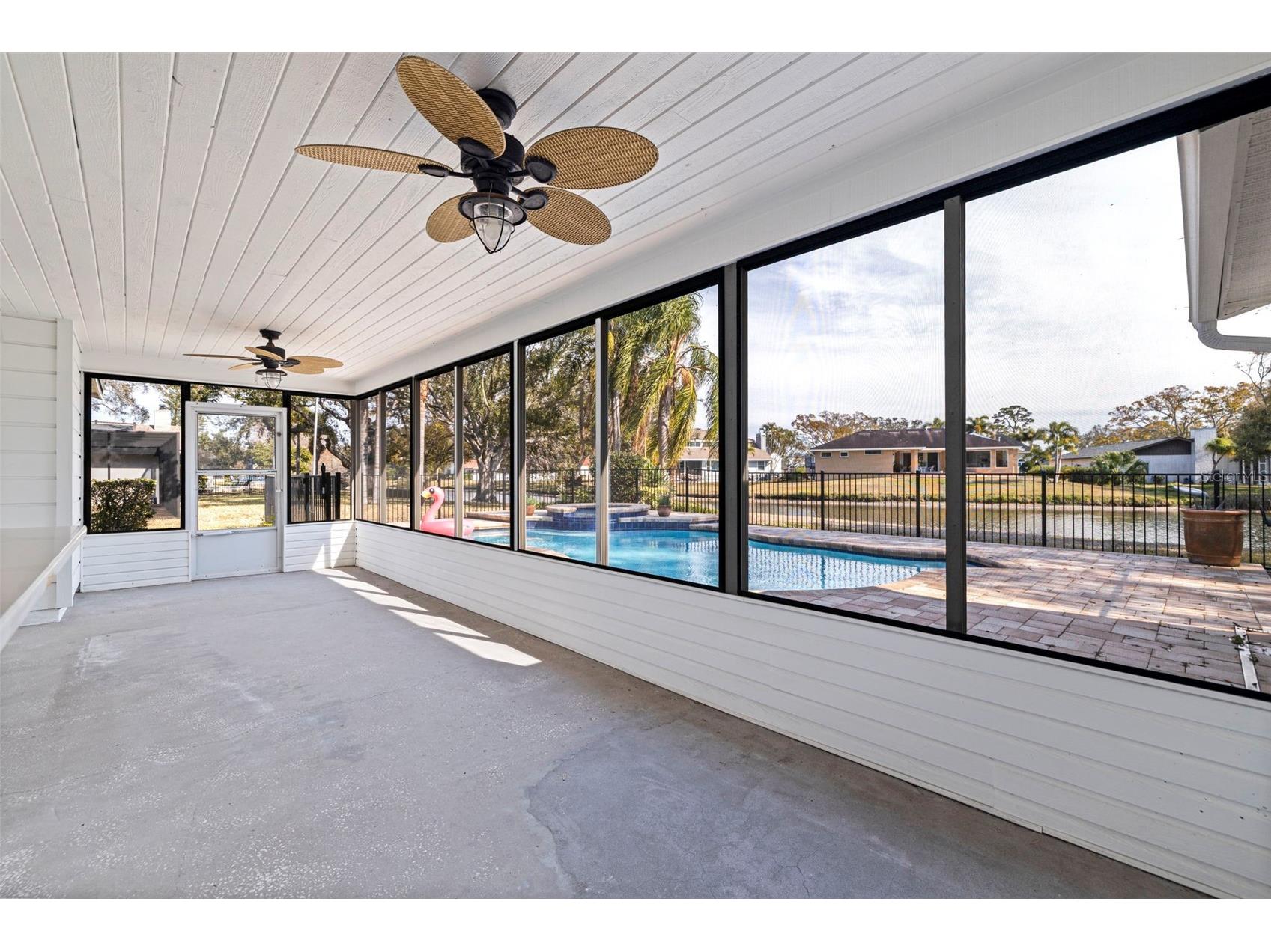 8950 Baywood Park Drive Seminole FL 33777 - BAYWOOD PARK LAKE TB8475172 image40